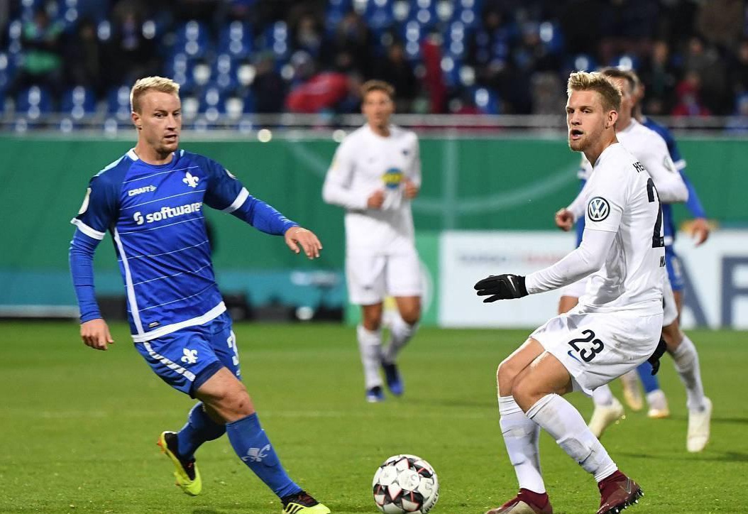 而西班牙人 而西班牙人