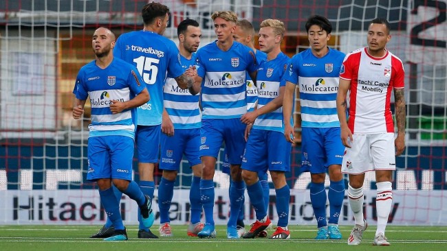 尽管他们在 尽管他们在