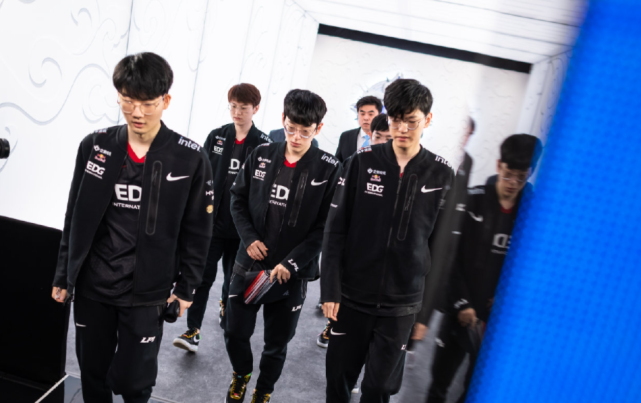 不畅的直接 不畅的直接