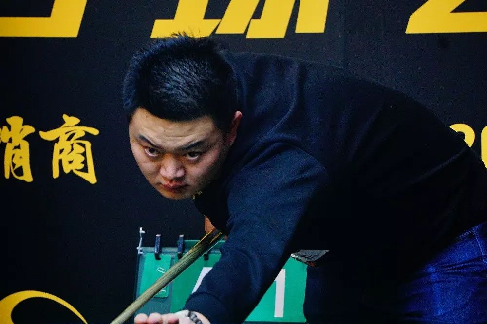 媒体和球迷 媒体和球迷