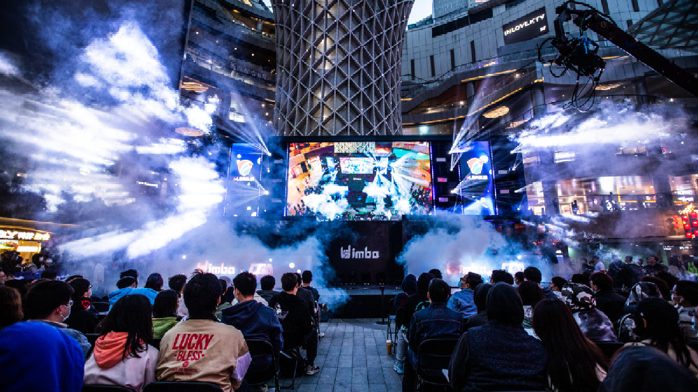 果断起脚 果断起脚